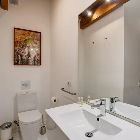 Amazing Tailor Made Penthouse With A View * Lissabon