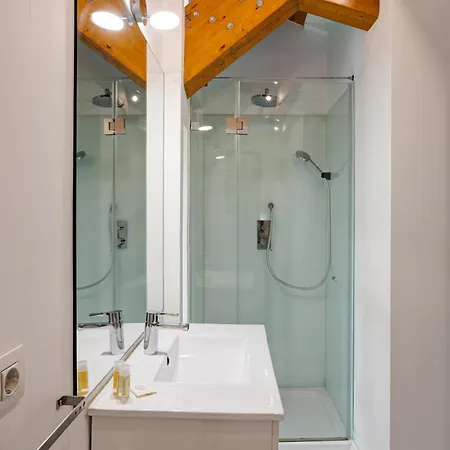 Amazing Tailor Made Penthouse With A View アパート リスボン
