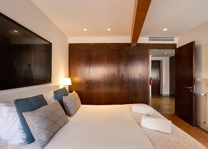 Amazing Tailor Made Penthouse With A View Appartement