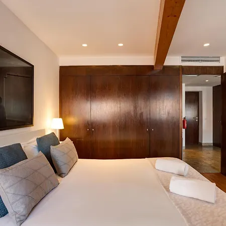 Amazing Tailor Made Penthouse With A View Lejlighed